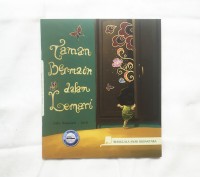 Image of Taman Bermain dalam Lemari